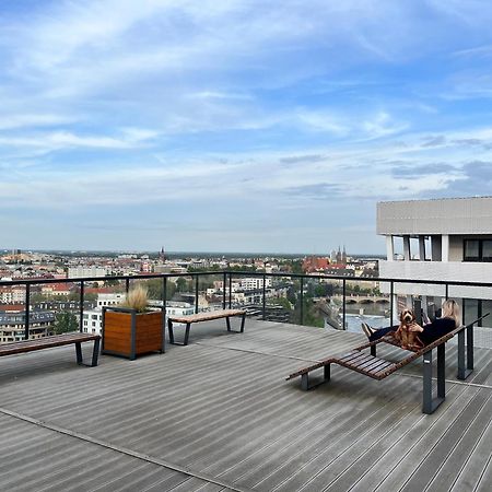 Family House By The River Odra -Panoramic Terrace - 3Room Apartment With 2 Separate Bedrooms And 2 Balconies By Wroapart-Pl- Perfect For Family & Business Stays Wrocław Eksteriør bilde