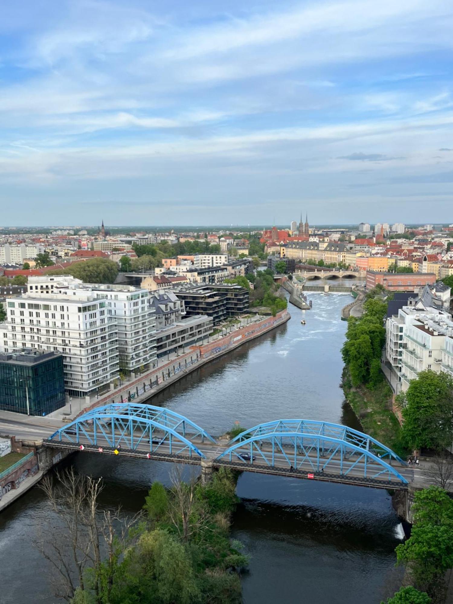 Family House By The River Odra -Panoramic Terrace - 3Room Apartment With 2 Separate Bedrooms And 2 Balconies By Wroapart-Pl- Perfect For Family & Business Stays Wrocław Eksteriør bilde