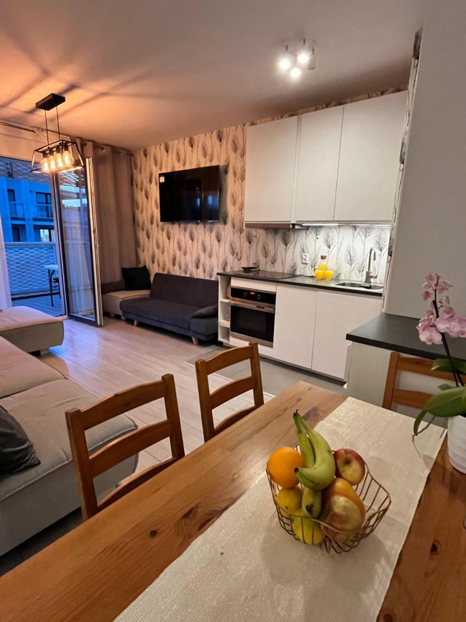 Family House By The River Odra -Panoramic Terrace - 3Room Apartment With 2 Separate Bedrooms And 2 Balconies By Wroapart-Pl- Perfect For Family & Business Stays Wrocław Eksteriør bilde