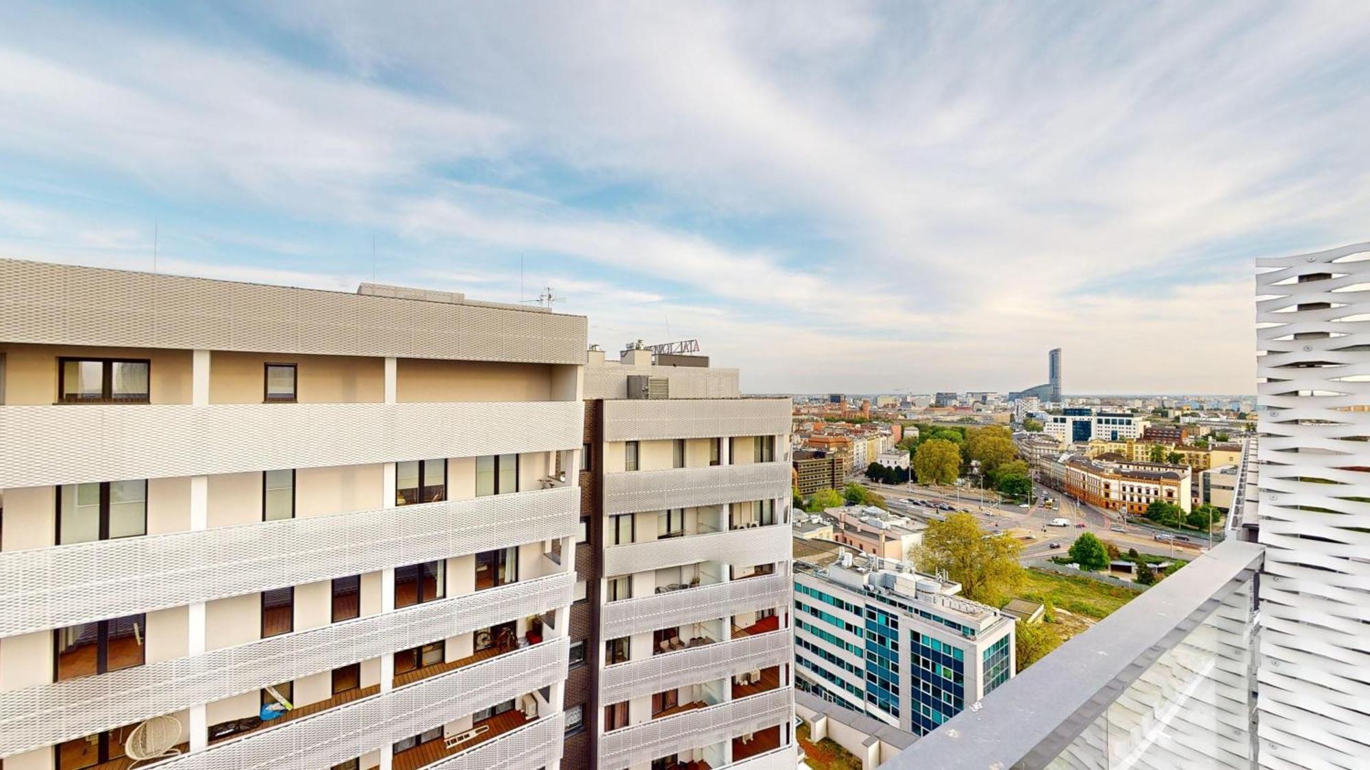 Family House By The River Odra -Panoramic Terrace - 3Room Apartment With 2 Separate Bedrooms And 2 Balconies By Wroapart-Pl- Perfect For Family & Business Stays Wrocław Eksteriør bilde