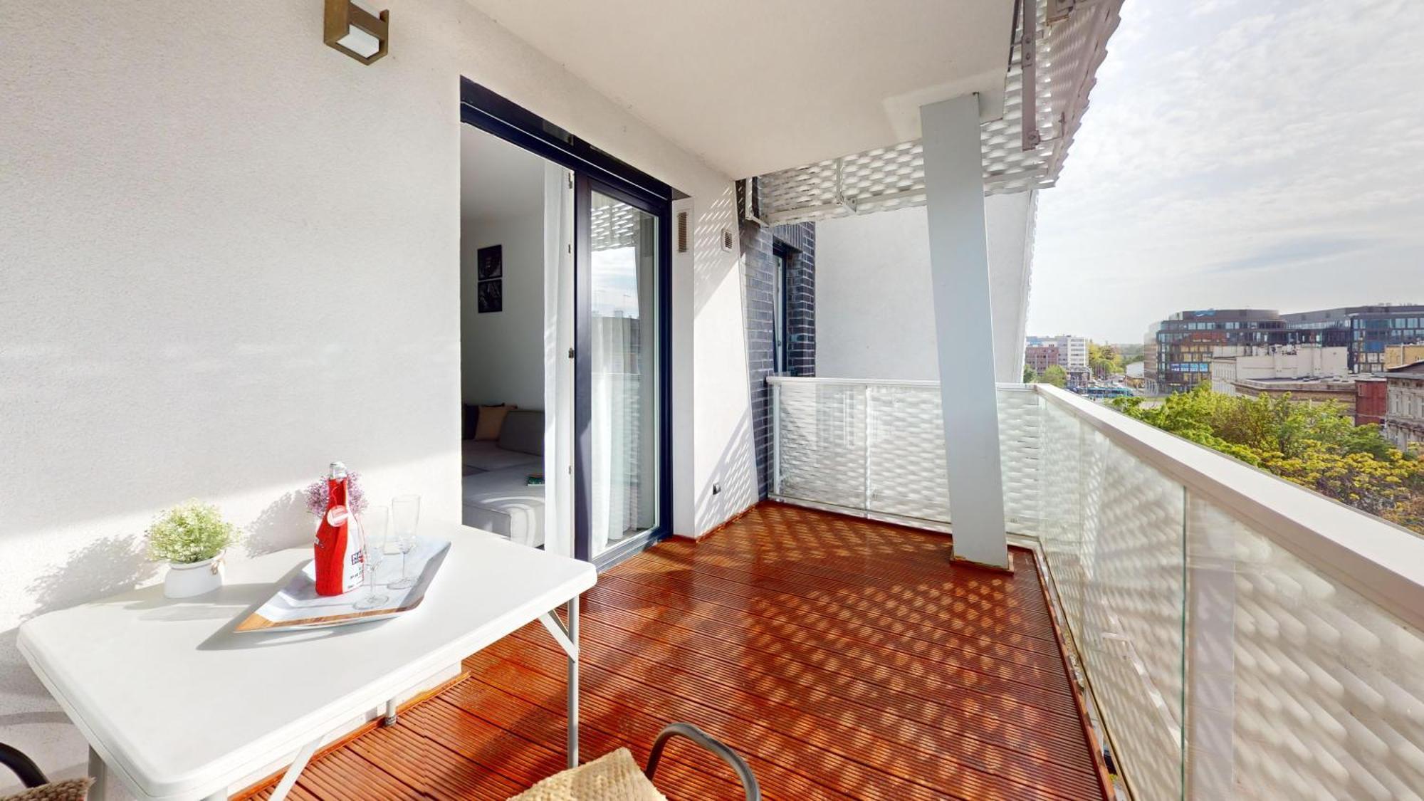 Family House By The River Odra -Panoramic Terrace - 3Room Apartment With 2 Separate Bedrooms And 2 Balconies By Wroapart-Pl- Perfect For Family & Business Stays Wrocław Eksteriør bilde