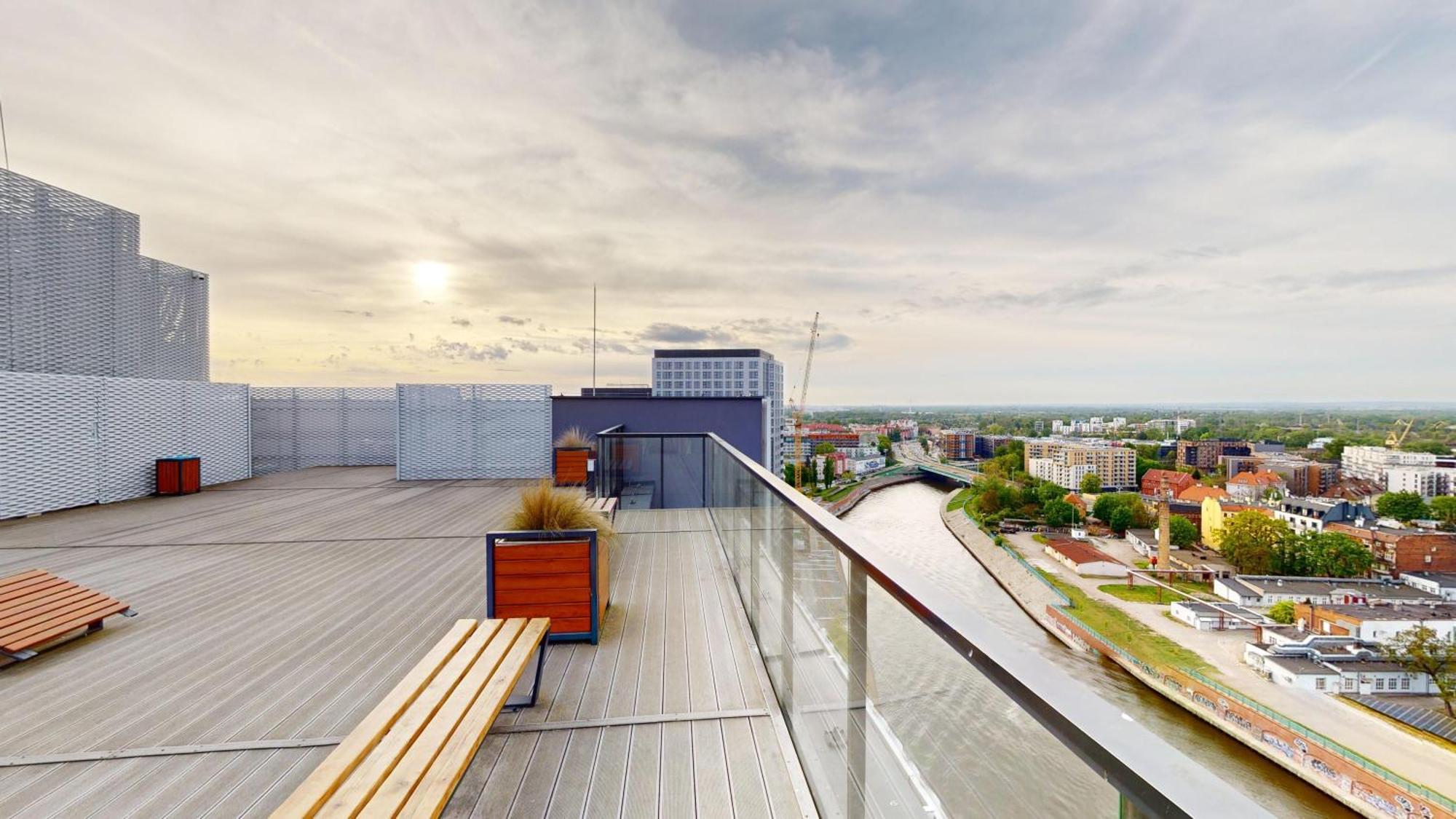 Family House By The River Odra -Panoramic Terrace - 3Room Apartment With 2 Separate Bedrooms And 2 Balconies By Wroapart-Pl- Perfect For Family & Business Stays Wrocław Eksteriør bilde